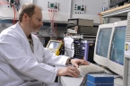 <a name="etal"></a><font color=#2DB2A0>Étalonnage COFRAC en laboratoires</font>